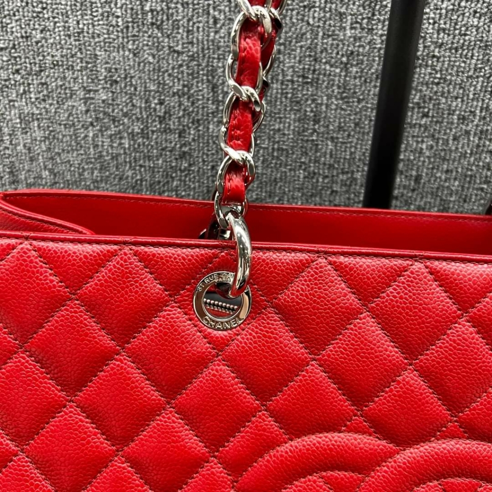 100% Authentic CHANEL GST XL Tote Bag - Picture 6 of 16